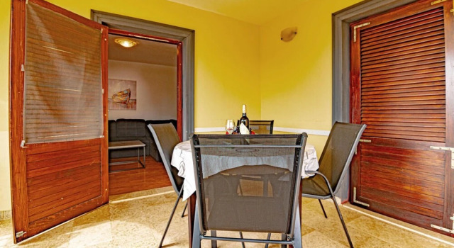 Nice Apartment in Rogoznica With Wifi and 1 Bedrooms