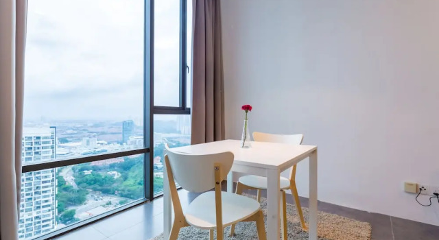 Люкс Luzzeri Suite Empire Damansara