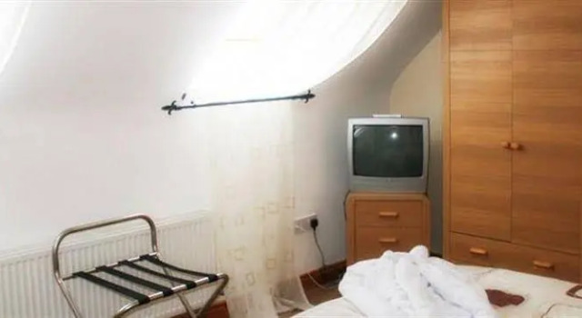 Pearse Lodge BB, Prenota Hotel Hotel a Connacht con parcheggio, Parcheggio