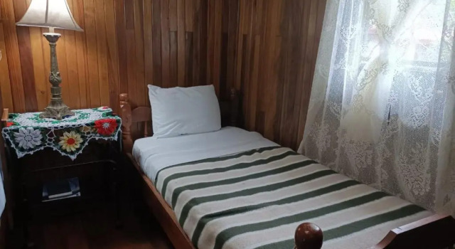 Трёхместный номер Standard Hotel Bell Bird