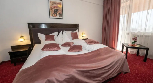Двухместный номер Executive с балконом Hotel Cumpatu