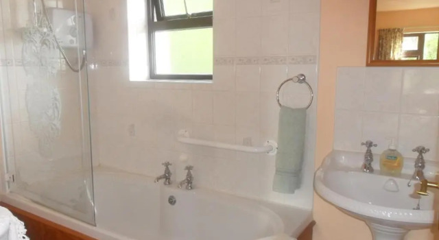 Номер Standard Glen House Room