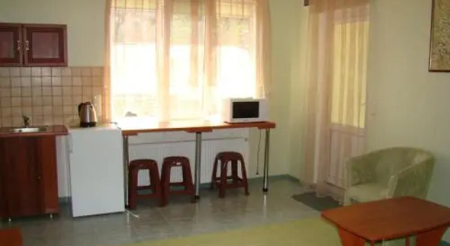 Mini-hotel in Odessa Yard, Забронировать Отель Отели Одессы с парковкой, рядом с Памятник де Ришельё, Парковка