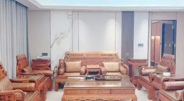 Люкс Jieyang Victoria Holiday Business Hotel
