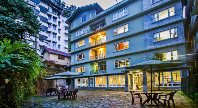 Люкс Standard FabHotel Oak Ridge Retreat