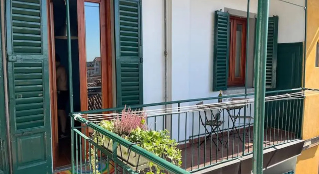 2-bedroom flat in the heart of Bergamo city centre, Забронировать Отель Бергамо Bergamo Province, рядом с Пьяцца Веччиа