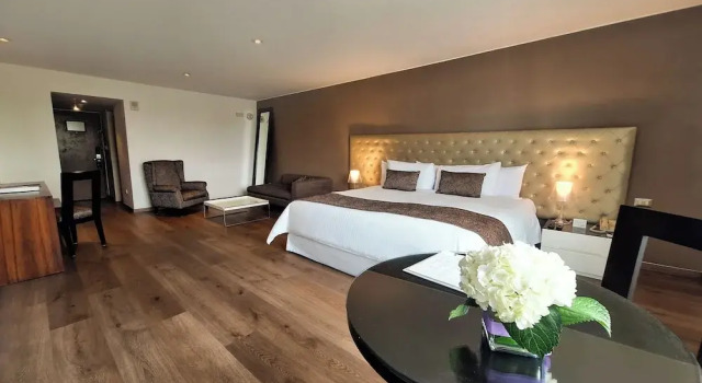 Двухместный полулюкс NM Lima Hotel