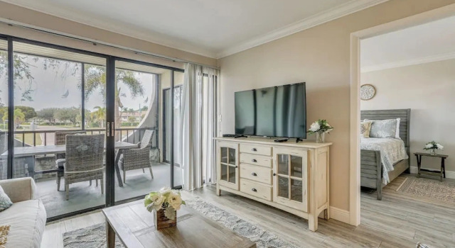 2 Mi to Tigertail Beach! Resort-style Gem w/ Pool