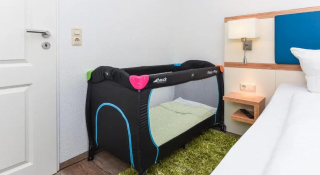 Апартаменты с 2 комнатами с балконом Ferienwohnung Haus zum Seehund mit Pool, Garten und Tischtennisplatte