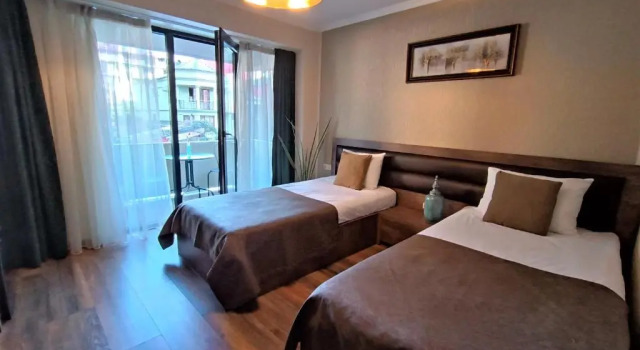 Hotel Hills Batumi, Book Hotel Batumi 