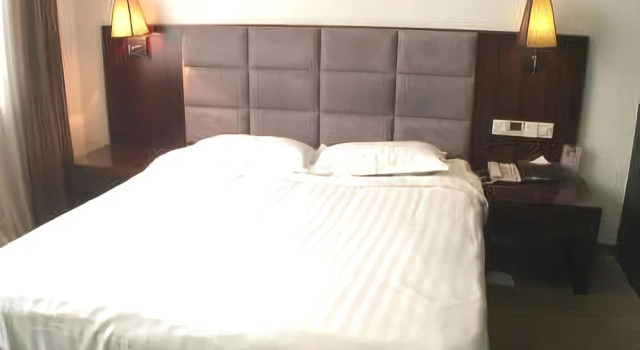 Jinyue Business Hotel, Rezervovat Hotel Kchaj-feng Henan