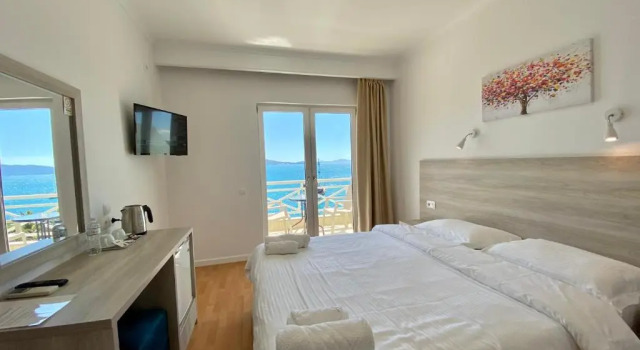 Sun N Blue Hotel, Забронировать Отель Отели в центре Саранда, в центре