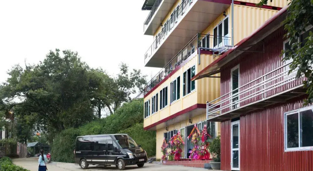 Sapa Container Hotel, Забронировать Отель Шапа Лаокай, рядом с Рынок Сапа