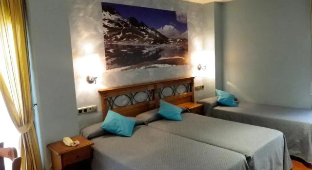 Standard Kolmen hengen huone Hotel Arnal