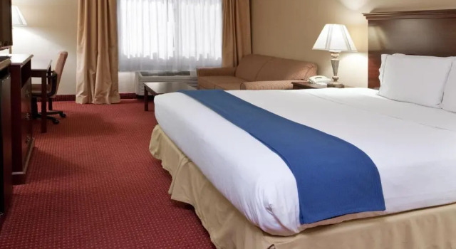 Двухместный номер Deluxe Holiday Inn Express Mt. Vernon by IHG