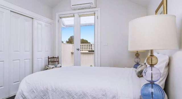 Апартаменты Мансарда c 1 комнатой Captains Retreat Apartments and Cottages