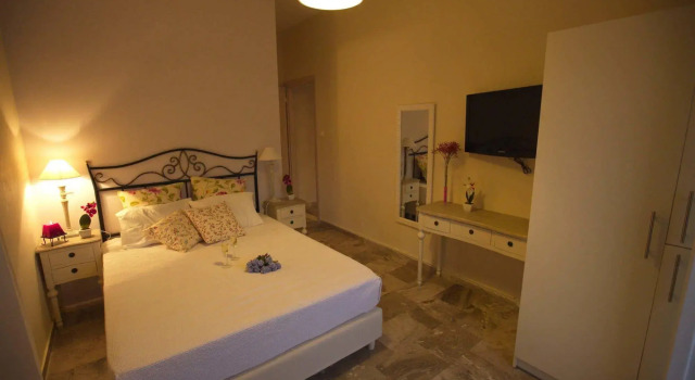 Australia Rooms
