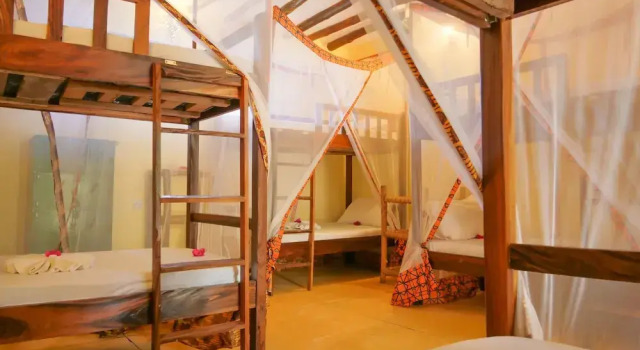 Demani Lodge, Prenota Hotel Paje 