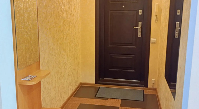 Apartments on 37 Leningradskaya Street, Prenota Appartamento Bijsk 
