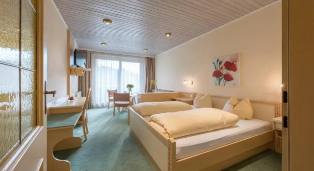 Трёхместный номер Standard Hotel Gasthof Bräuwirt
