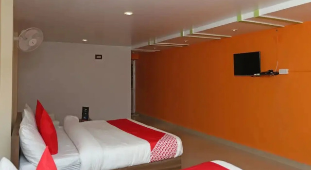 The Palms Resort By OYO Rooms, Забронировать Курортный отель Курортные отели Аллахабад, Курортный отель