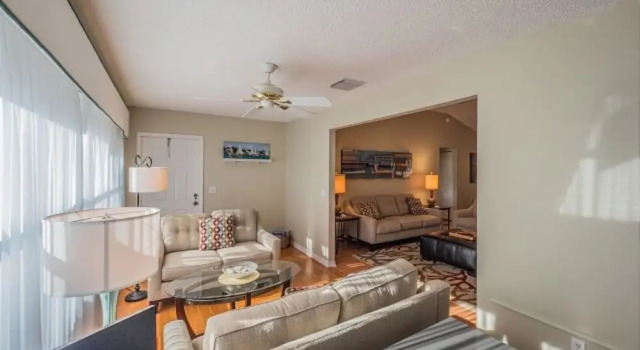 Augustine Drive 1820 by White Pelican VR