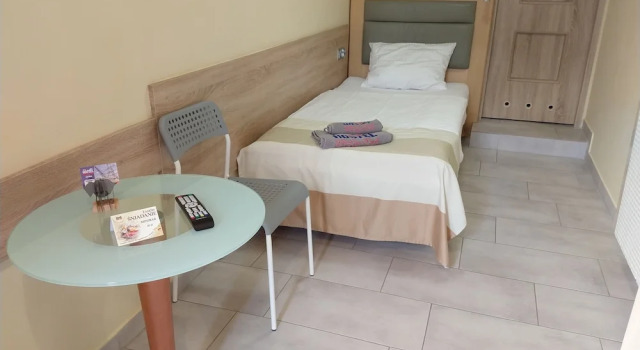 Biały Słoń, Book Hostel Gdynia 