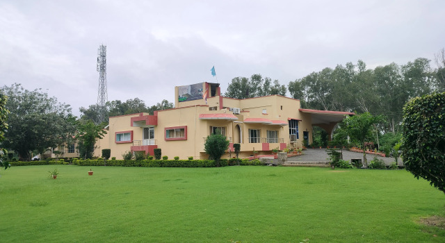 TGI Jahaj Mahal