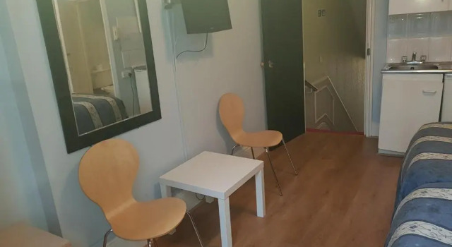 Трёхместный номер Standard Anwar House