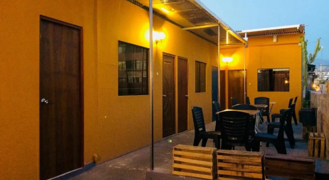 Standardní Dvoulůžkový s manželskou postelí pokoj Peter's Hostel