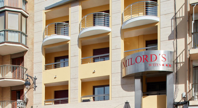 Aparthotel Milord's Suites
