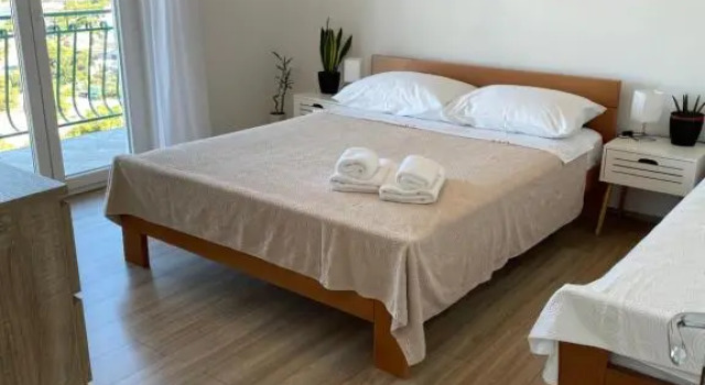 Apartments Kuća Lorena