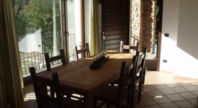 Четырёхместный семейный номер Standard с видом на сад B&B Podere Montese