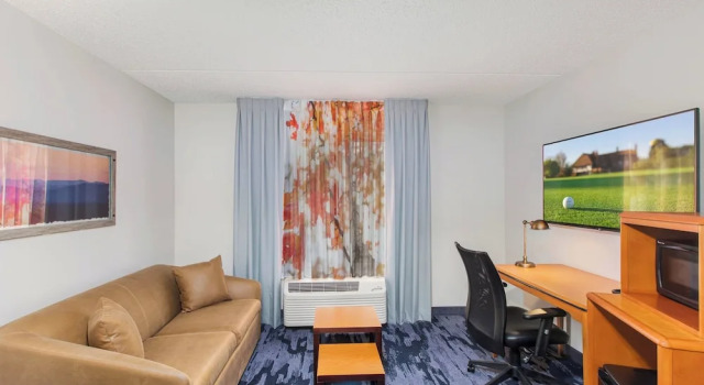 Двухместный люкс Fairfield Inn by Marriott Evansville East
