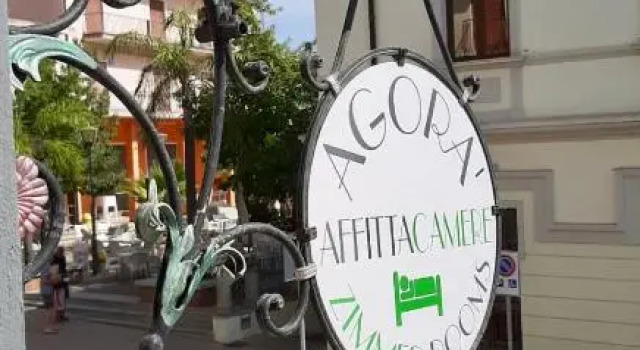 Affittacamere DOMO AGORA, Забронировать Отель Отели Ольястра с завтраком, Завтраки