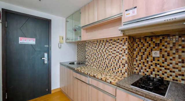 Апартаменты Deluxe Nice Living Studio At 8Th Floor Tamansari The Hive Apartment