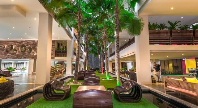 Baan Laimai Beach Resort & Spa