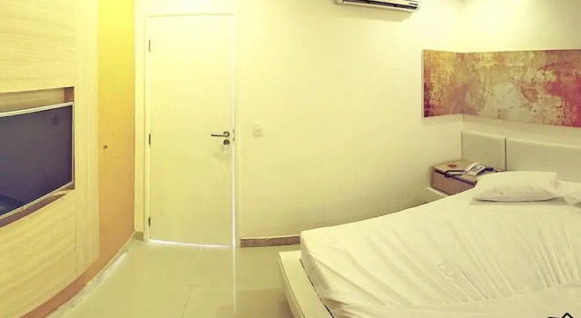 Номер Standard DOM Suites motel