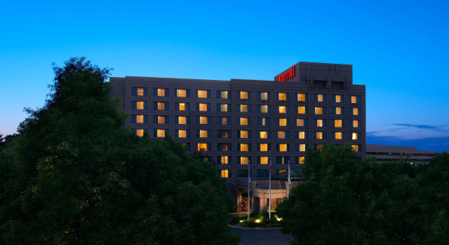 Marriott St. Louis West, Varaa Hotelli Town and Country USA