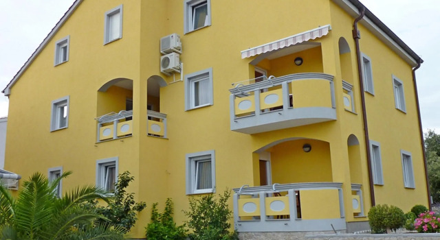 Amalia - Family Friendly With Parking - A4 Megi, Забронировать Отель Отели Пакоштане 3 звезды, рядом с Пляж Пакоштане, 3*