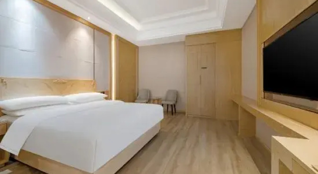 Люкс Deluxe Vienna Hotel (Qiandeng Old Town, Kunshan)