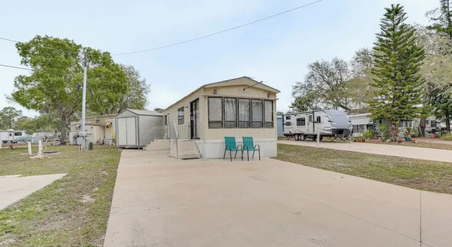 Коттедж Davenport Couple's Retreat w/ Resort Perks!
