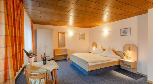Номер Comfort Hotel Restaurant Zur Neroburg