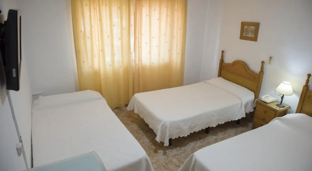 Трёхместный номер Standard Hotel Sierra Mar