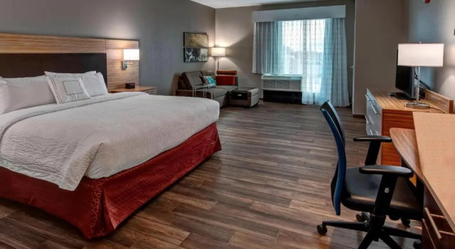 Двухместная студия TownePlace Suites by Marriott Hot Springs