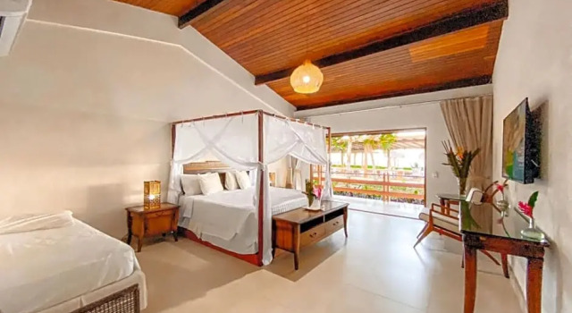 Семейный номер Standard с балконом Arraial Bangalô Praia Hotel