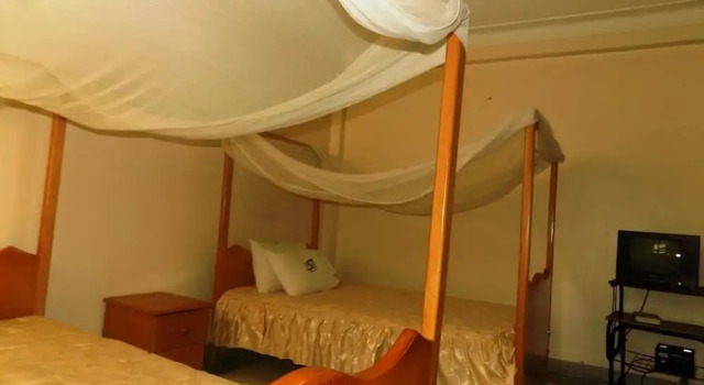 Двухместный номер Standard Palm Springs Hotel Masaka