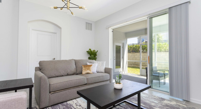 Family Friendly 2 Bd Close To Disney Champions Gate 8899, Book Hotel Hoteller i Four Corners med pool, Swimmingpool