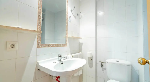 Superior Kahden hengen huone parvekkeella Hotel Nets