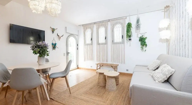 Апартаменты Luxury Garden Apartment La Bohémienne, Mandara Beach